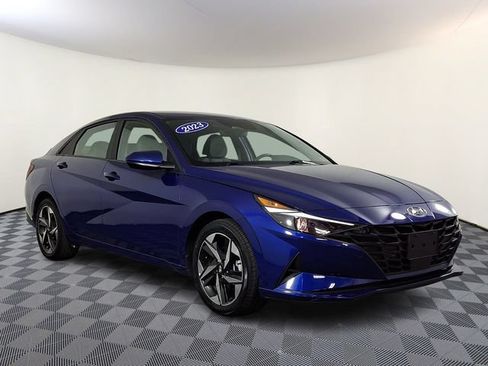 Used 2023 Hyundai Elantra SEL w/ Convenience Package FWD image 1