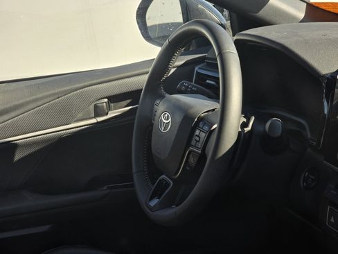 Certified 2025 Toyota Camry SE image 17