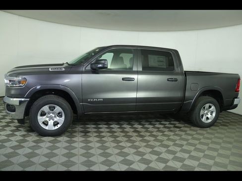 New 2026 RAM 1500 4x4 Crew Cab image 16