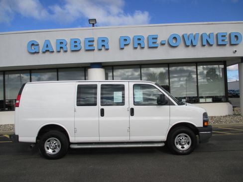Used 2023 Chevrolet Express 2500 w/ Driver Convenience Package image 2