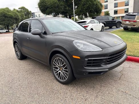 Used 2021 Porsche Cayenne AWD/4WD image 7