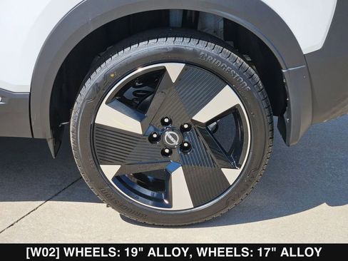 New 2026 Nissan Kicks SR w/ SR Premium Package image 29