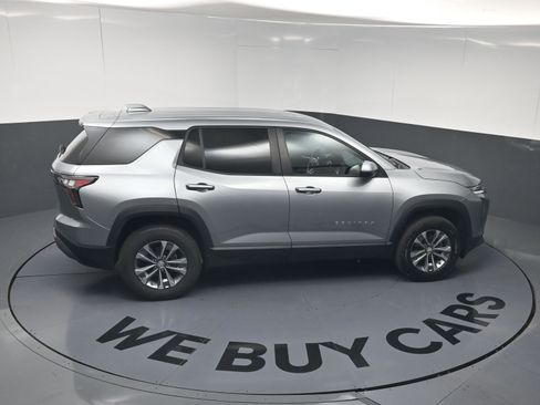 Used 2026 Chevrolet Equinox LT FWD image 33