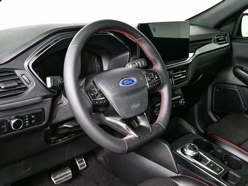 Used 2023 Ford Escape ST-Line w/ Tech Pack #1 image 4