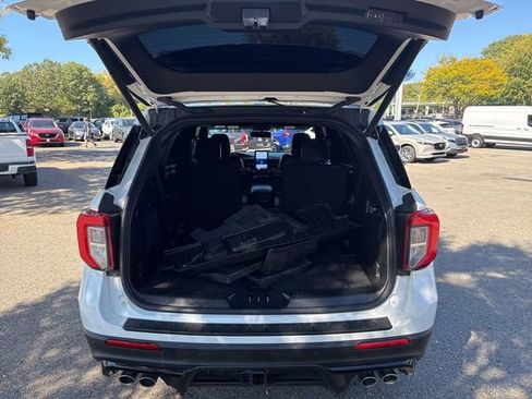 Used 2023 Ford Explorer ST w/ Equipment Group 401A image 26