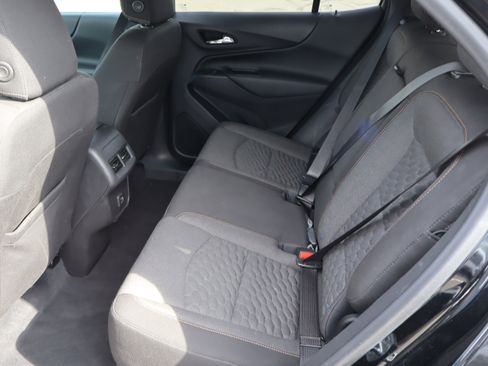 Used 2021 Chevrolet Equinox LT image 31