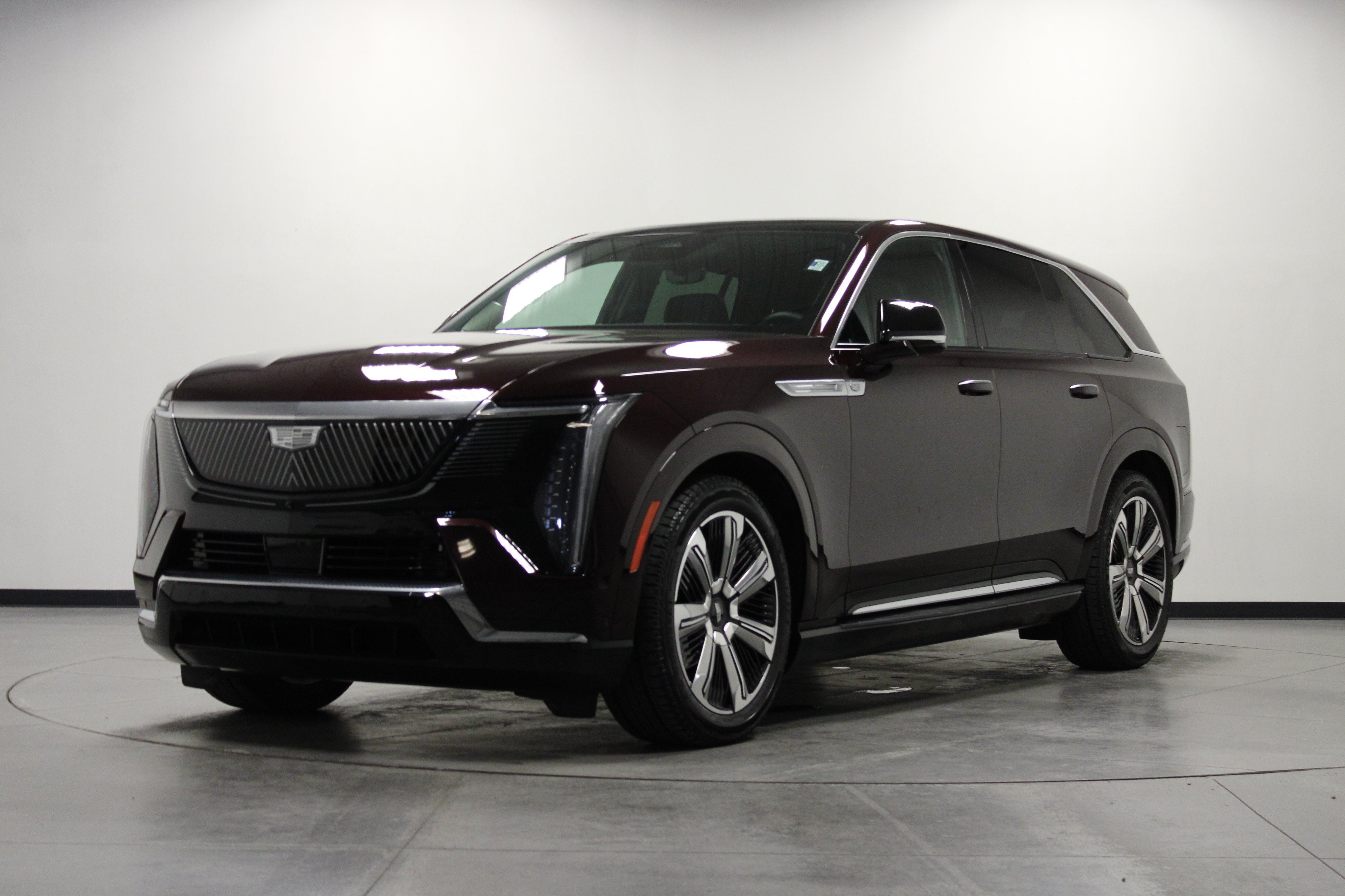 Used 2025 Cadillac Escalade IQ Luxury 2 w/ LPO, Premium Carpet Package AWD/4WD image 8