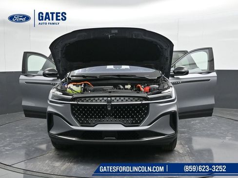 New 2025 Lincoln Nautilus Premier w/ Equipment Group 102A image 54