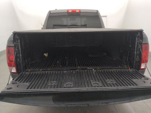 Used 2016 RAM 1500 Classic SLT RWD image 29