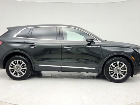 Used 2022 Lincoln Nautilus Reserve image 4