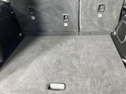 Used 2022 Jeep Grand Cherokee Limited image 25