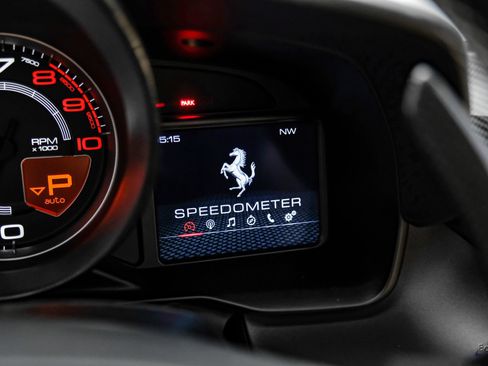 Used 2023 Ferrari F8 Tributo RWD image 92