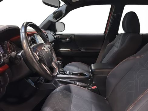 Used 2016 Toyota Tacoma SR5 AWD/4WD image 20