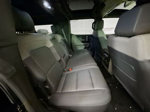 Used 2025 GMC Hummer EV 2X w/ LPO, Sport Package AWD/4WD image 29