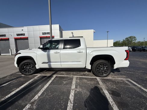 New 2026 Toyota Tundra Platinum AWD/4WD image 31