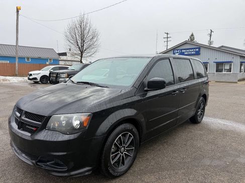 Used 2016 Dodge Grand Caravan SE image 33