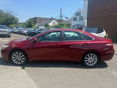 Used 2016 Toyota Camry XLE FWD image 4