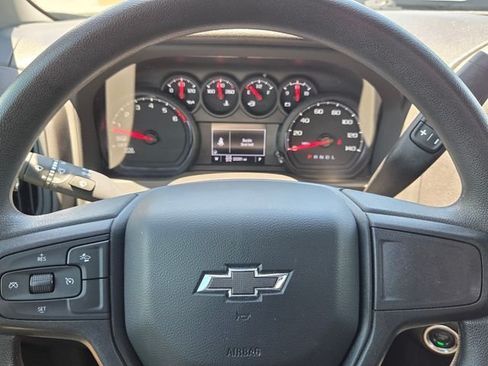 Used 2025 Chevrolet Silverado 1500 Custom Trail Boss AWD/4WD image 31