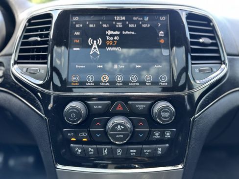 Used 2019 Jeep Grand Cherokee High Altitude RWD image 11