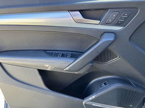 Used 2024 Audi Q5 2.0T Prestige w/ Prestige Package image 14