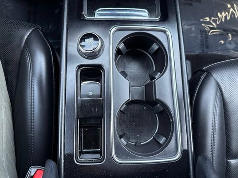 Used 2022 Lincoln Corsair AWD w/ Equipment Group 101A image 28