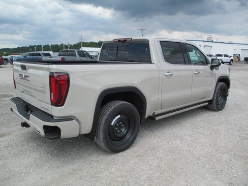 New 2026 GMC Sierra 1500 Denali AWD/4WD image 5