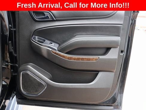 Used 2015 Chevrolet Suburban LT w/ Luxury Package AWD/4WD image 16