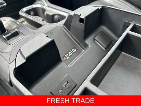 Used 2022 GMC Sierra 1500 Denali AWD/4WD image 35