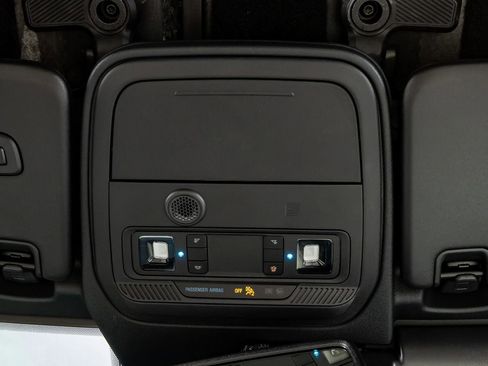 Used 2025 Ford Bronco Outer Banks image 29