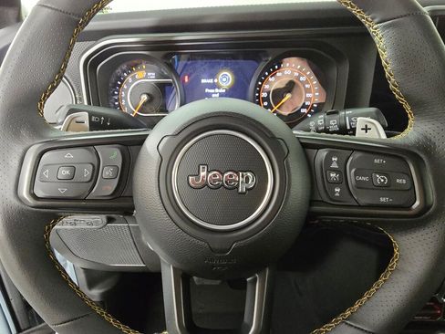 New 2025 Jeep Wrangler Unlimited Rubicon 392 image 19