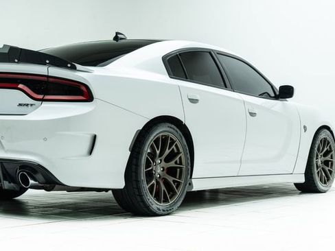 Used 2016 Dodge Charger SRT Hellcat w/ Harman/Kardon Audio Group image 13