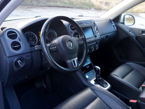 Used 2017 Volkswagen Tiguan Wolfsburg Edition image 13