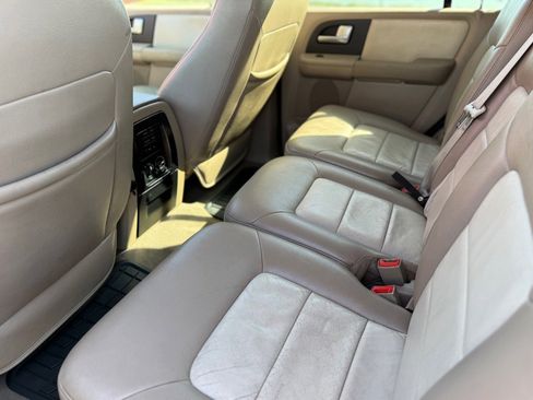 Used 2004 Ford Expedition Eddie Bauer image 14
