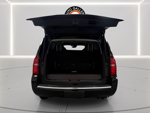 Used 2018 Chevrolet Tahoe LT AWD/4WD image 27