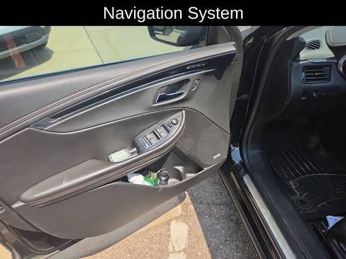 Used 2019 Chevrolet Impala Premier w/ Premier Confidence Package FWD image 13