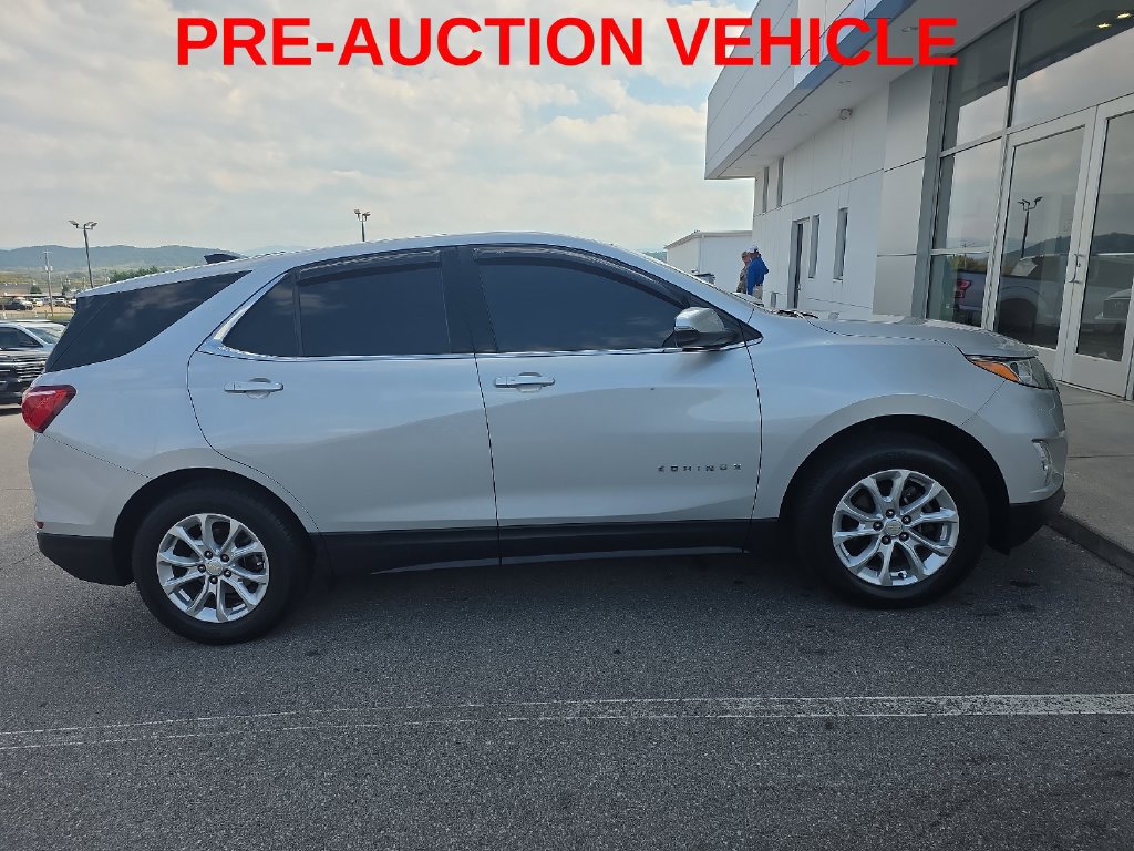 Used 2019 Chevrolet Equinox LT w/ Driver Convenience Package FWD image 5