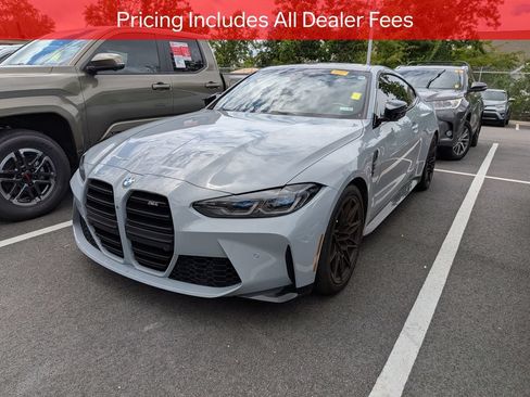 Used 2021 BMW M4 Coupe w/ Executive Package RWD image 3