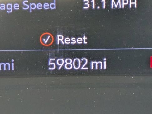 Used 2023 Buick Envision Essence image 23