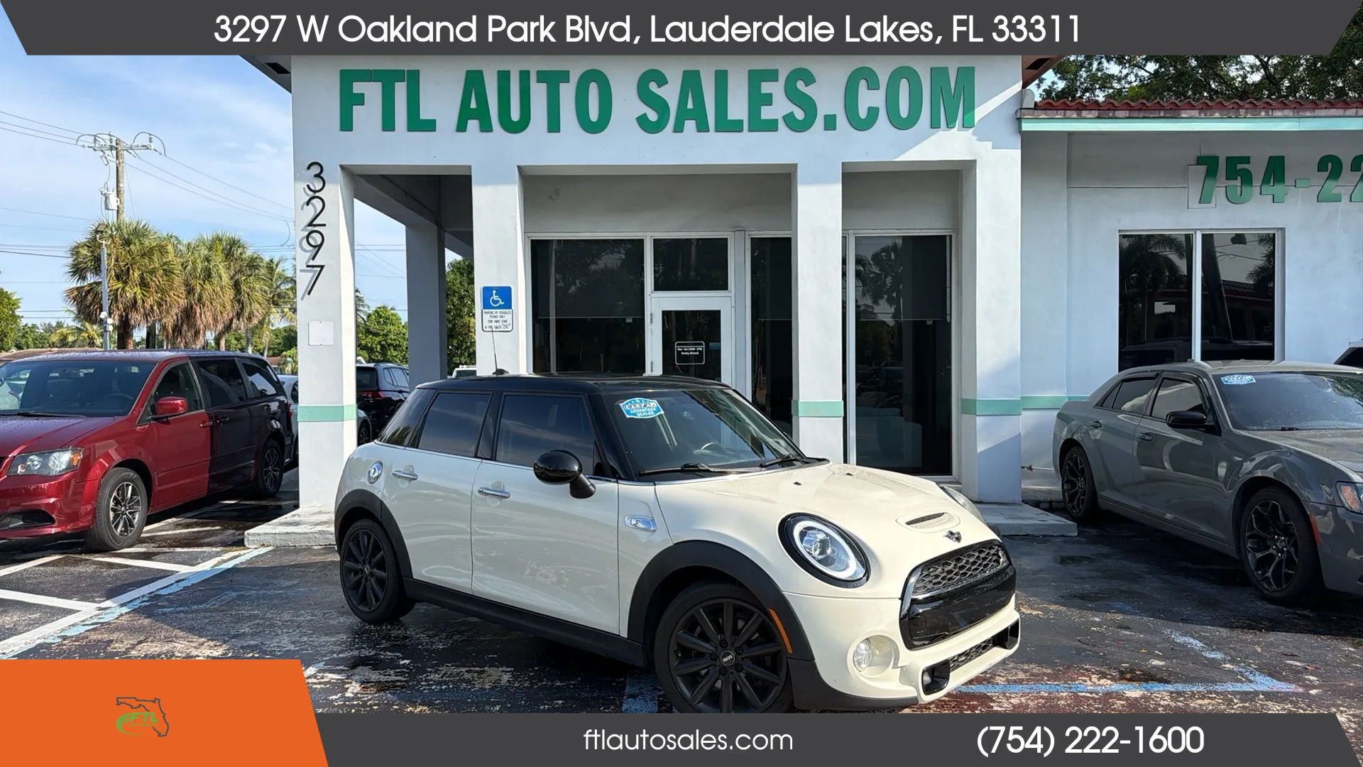 Used 2019 MINI Cooper S w/ Premium Package FWD image 1