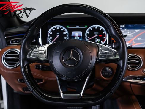 Used 2015 Mercedes-Benz S 550 4MATIC Coupe image 32