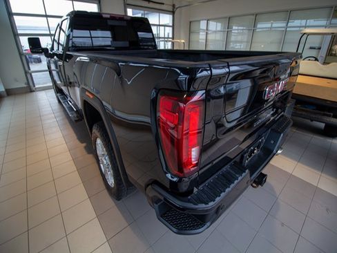 Used 2022 GMC Sierra 2500 Denali image 5