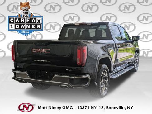 Used 2022 GMC Sierra 1500 SLT w/ X31 Off-Road Package AWD/4WD image 4