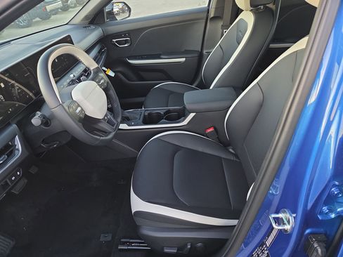 New 2025 Kia K4 GT-Line w/ GT-Line Premium Package image 4