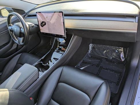 Used 2019 Tesla Model 3 Long Range image 21