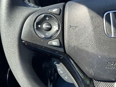 Used 2016 Honda HR-V EX image 29