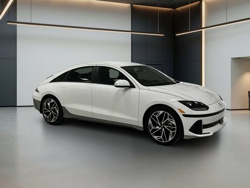 Certified 2024 Hyundai Ioniq 6 SEL AWD/4WD image 9