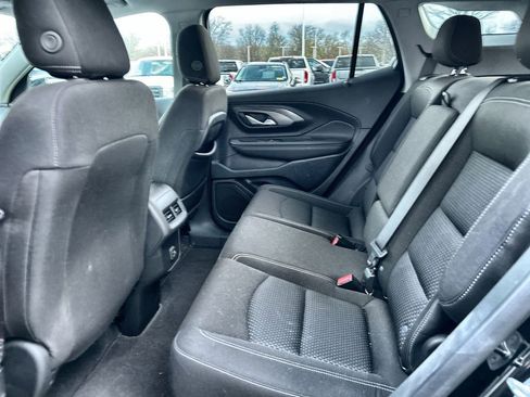 Used 2023 GMC Terrain SLE w/ Driver Convenience Package image 25