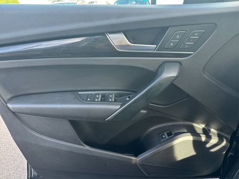 Used 2018 Audi Q5 2.0T Premium Plus image 22