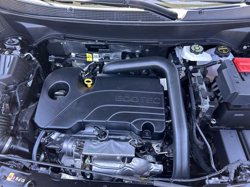Certified 2026 Chevrolet Equinox LT FWD image 30