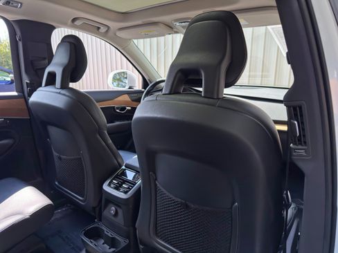 Used 2021 Volvo XC90 T8 Inscription Expression w/ Advanced Package AWD/4WD image 37